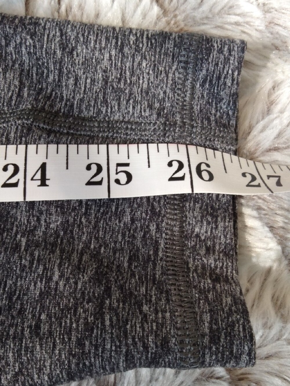 lululemon athletica Men's Dark Gray Half-Zip Sweater - Picture 7 of 10